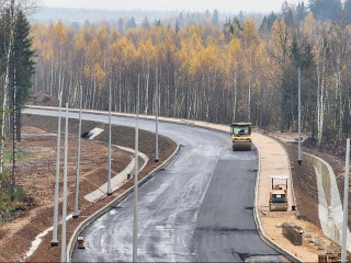 До конца октября завершат асфальтирование Северного подъезда к Лобне