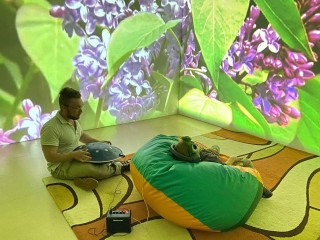 Волшебные звуки для особого ребенка: в Химках тестируют нейромедитацию — первые успехи и реальные истории