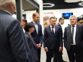 Денис Мантуров оценил индустриальные площадки во Фрязине