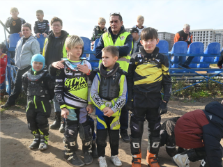 На трассе «Казачий Дозор» прошло зрелищное закрытие мотосезона