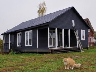 Многодетные родители отказались от столичной квартиры в пользу загородного дома