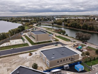 На Москворецкой готовят к открытию новый ФОК с эллингом и спортплощадкой