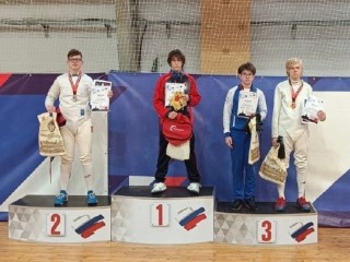 Фехтовальщик из Лобни завоевал бронзу на «Тульском турнире»