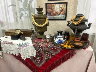 Новую выставку с купеческим вайбом презентовали в Бронницах