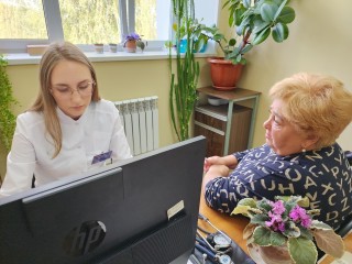 В Дрезне начала прием пациентов новый врач-офтальмолог
