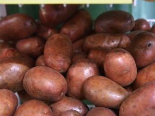 Сколько стоит кило картошки в Красногорске этой осенью