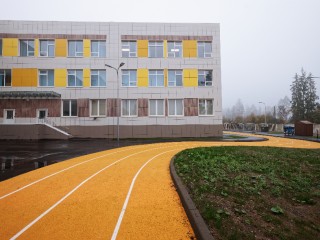 Еще 13 новых соцобъектов до конца года: где в Подмосковье откроют новые школы, детсады, поликлиники и спортивные центры