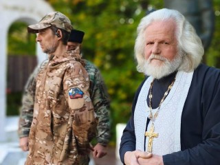 Протоиерей храма Воскресения Христова провел историческую викторину для школьников