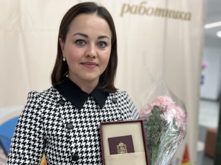 «Успехи моих учеников меня окрыляют»: в Наро-Фоминске поздравили педагогов с Днем учителя