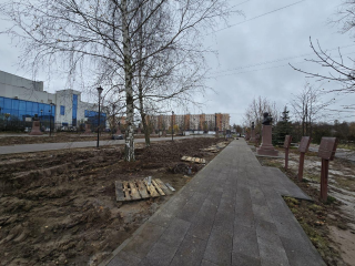 «Аллея Героев» в Можайске на ремонте: скоро откроются новые пешеходные дорожки