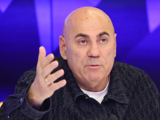 «Дурила людей ради пиара и денег»: Пригожин резко осудил Пугачеву
