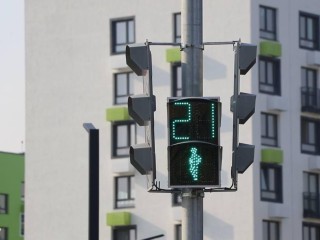 Безопасность на дорогах: как в Подмосковье совершенствуют светофорное регулирование