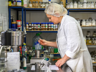 Крупный производитель косметики наращивает мощности