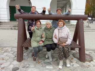 Волоколамские пенсионеры посетили с экскурсией самый маленький город региона