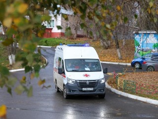 Экстренные службы работают на месте ДТП в Звенигороде