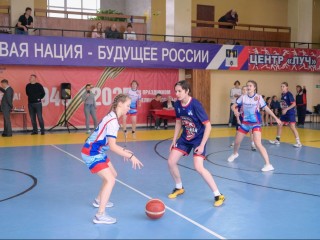 Школьная лига Подмосковья стартовала в Сергиевом Посаде с матчей по стритболу и футзалу