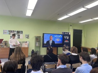 В Аэрокосмическом лицее школьникам рассказали об истории космических войск