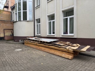 Во Дворце культуры «Мир» меняют кровлю