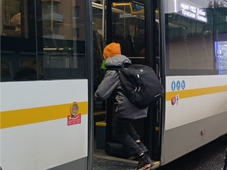 Автобус №12 теперь будет ездить до остановки «Курыжова, 1»