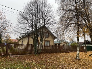 Загородные дома подешевели на 7%: где в Подмосковье выгодно купить жилье