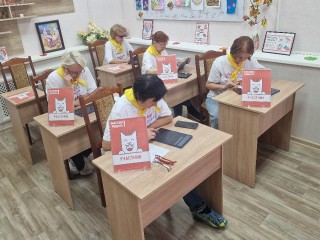 Пенсионеры в Воскресенске написали контрольную «Выходи решать!»