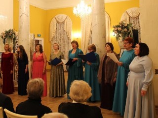 Для лыткаринцев выступил оперный театр