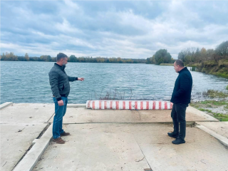 Новые площадки для забора воды пожарной техникой проверили в Жуковском