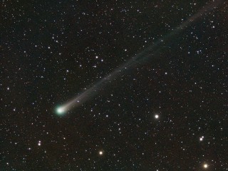 Где и когда смотреть: уникальная комета пролетит близко к Земле