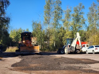 Ямы заделали, проезд улучшили: в Дубне привели в порядок дорогу к Полис-лицею