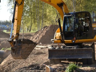 На Красном ручье укрепили берега водоема
