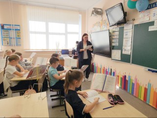 Учитель из Истры осваивает ИИ, чтобы сделать уроки интереснее