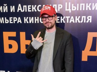 Актер Александр Петров остался под впечатлением от Инстасамки и ее мужа