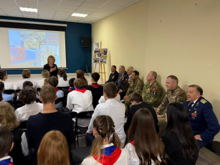 «Через поколения — с Победой»: ветераны СВО поделились со школьниками боевым опытом