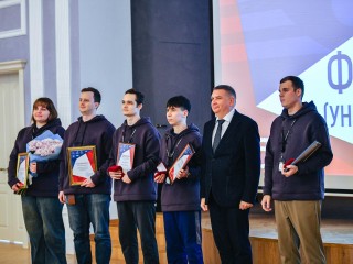 Профессионалы нового поколения: за что наградили молодых специалистов округа