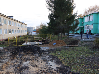 Дворы, пострадавшие от ремонта теплотрассы в Западном, восстановят до конца года