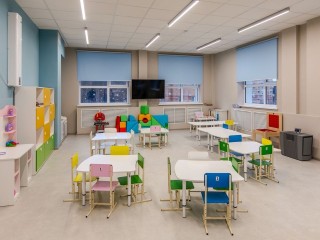 Строители перекрыли кровлю и закрыли тепловой контур детского сада на Ильича