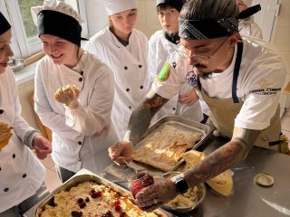 Подмосковные кулинары поделились опытом с учащимися в Минске