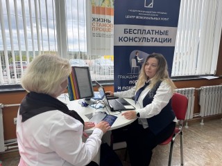 В МФЦ Ленинского округа объяснят, как правильно оформить захоронение близких