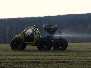 Десятидневная обработка полей химикатами началась в Серебряных Прудах