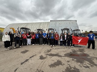 Как сделать улицы города чистыми и безопасными, узнали школьники из Котельников