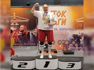 Звенигородский победитель Всероссийского турнира по пауэрлифтиннгу рассказал, как сохраняет форму в 73 года