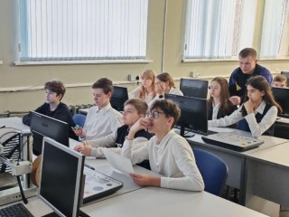 Школьники Химок посетили профпробы в колледже «Подмосковье»