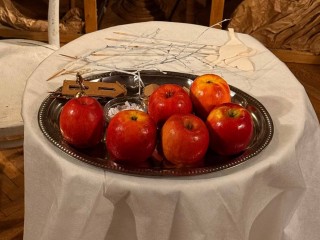 В Горках Ленинских устроили волшебство с яблоками