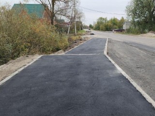 В Горетове под Луховицами обустраивают автобусный павильон и остановку