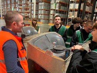 Студенты-логисты освоили азы профессии на ведущих предприятиях Клина