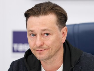 «Как можно так относиться к нам?»: Безруков высказался о поведении Запада