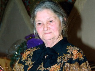 Писала истово: в округе почтили память художницы павловопосадского платка Ольшевской