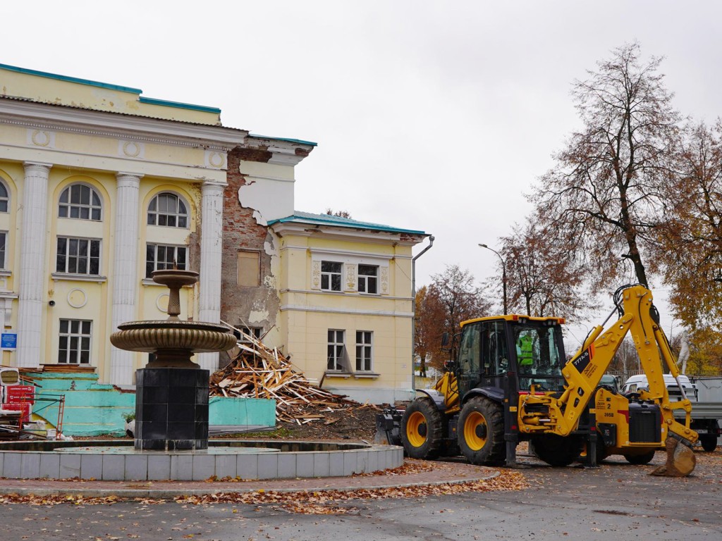 Исторический облик фасада и забора стадиона «Металлург» сохранят