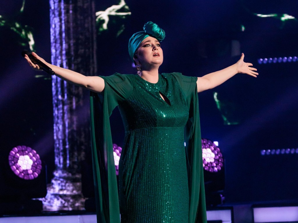 «Впервые за программу мурашки»: Валерия оценила выступление певицы из Раменского