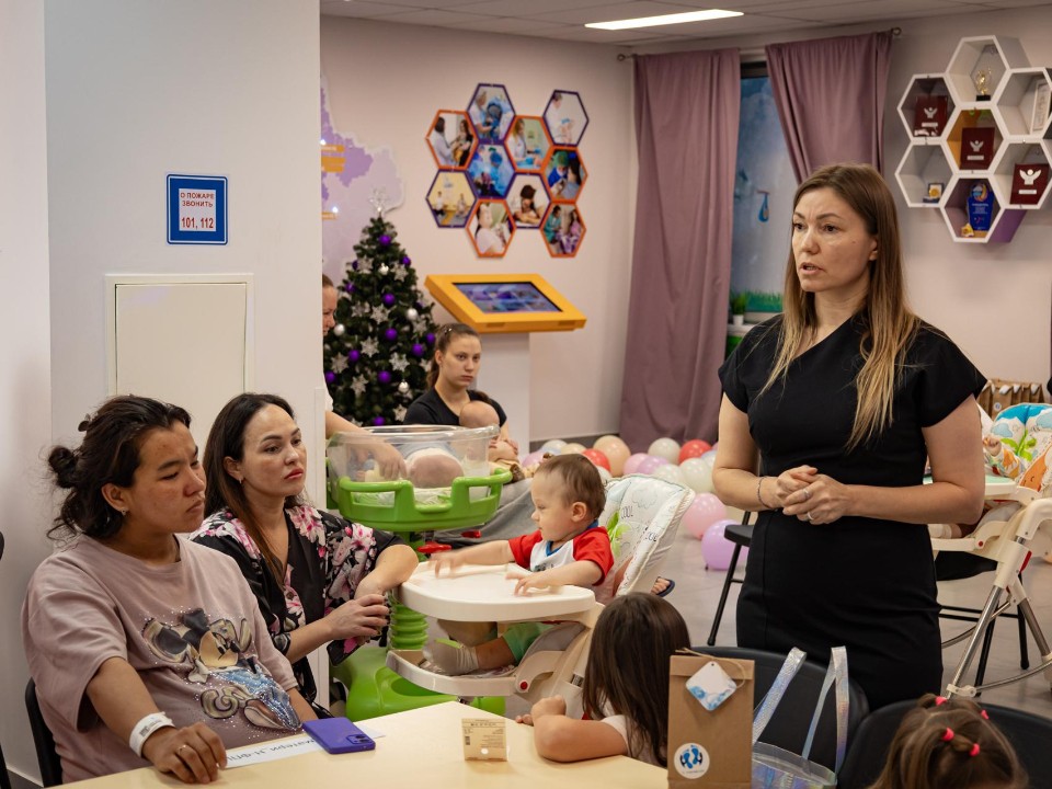 Пространство красоты: как в Наро-Фоминском перинатальном центре отметили День матери